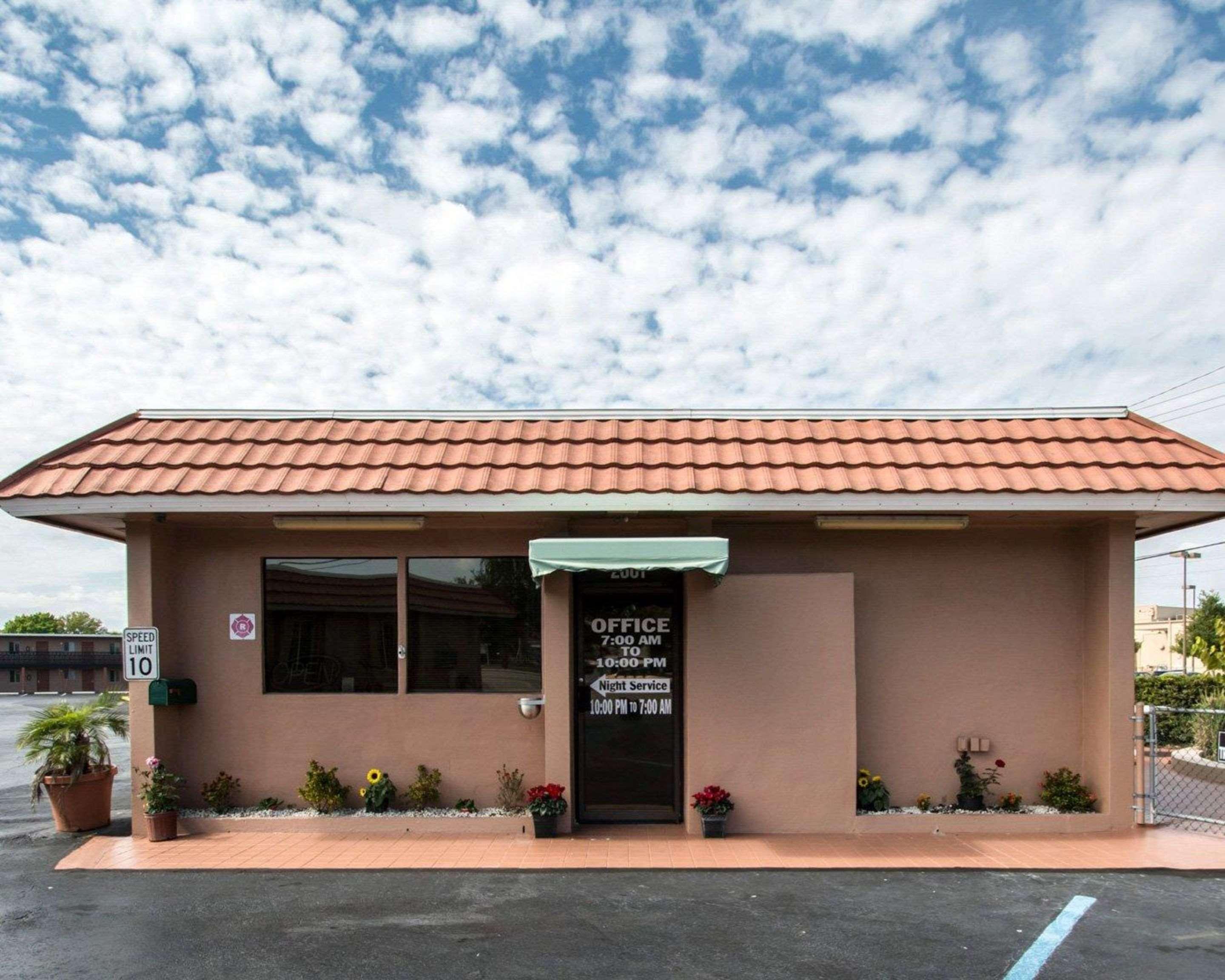 Rodeway Inn Fort Pierce Us Highway 1 Buitenkant foto